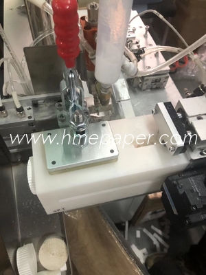 購入 自動 HMEF 調節速度 220V ストレージ 接着剤 適用器 60mm ロール 直径 HME フィルター紙巻き機 online manufacture